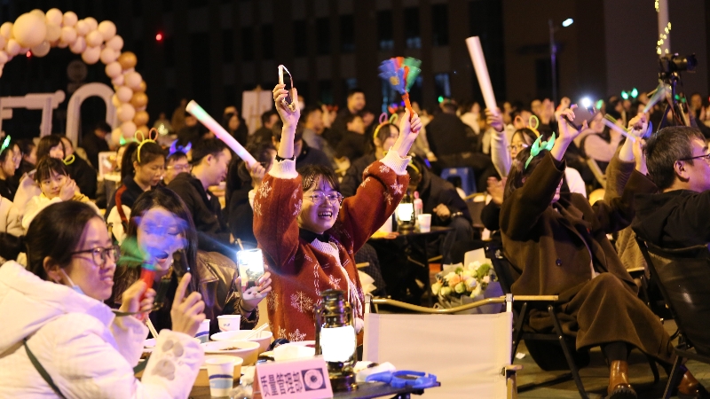 文化周|盡享美食，“音”愛(ài)而來(lái)，海蓉開(kāi)展告白音樂(lè)會(huì)暨美食節(jié)活動(dòng)